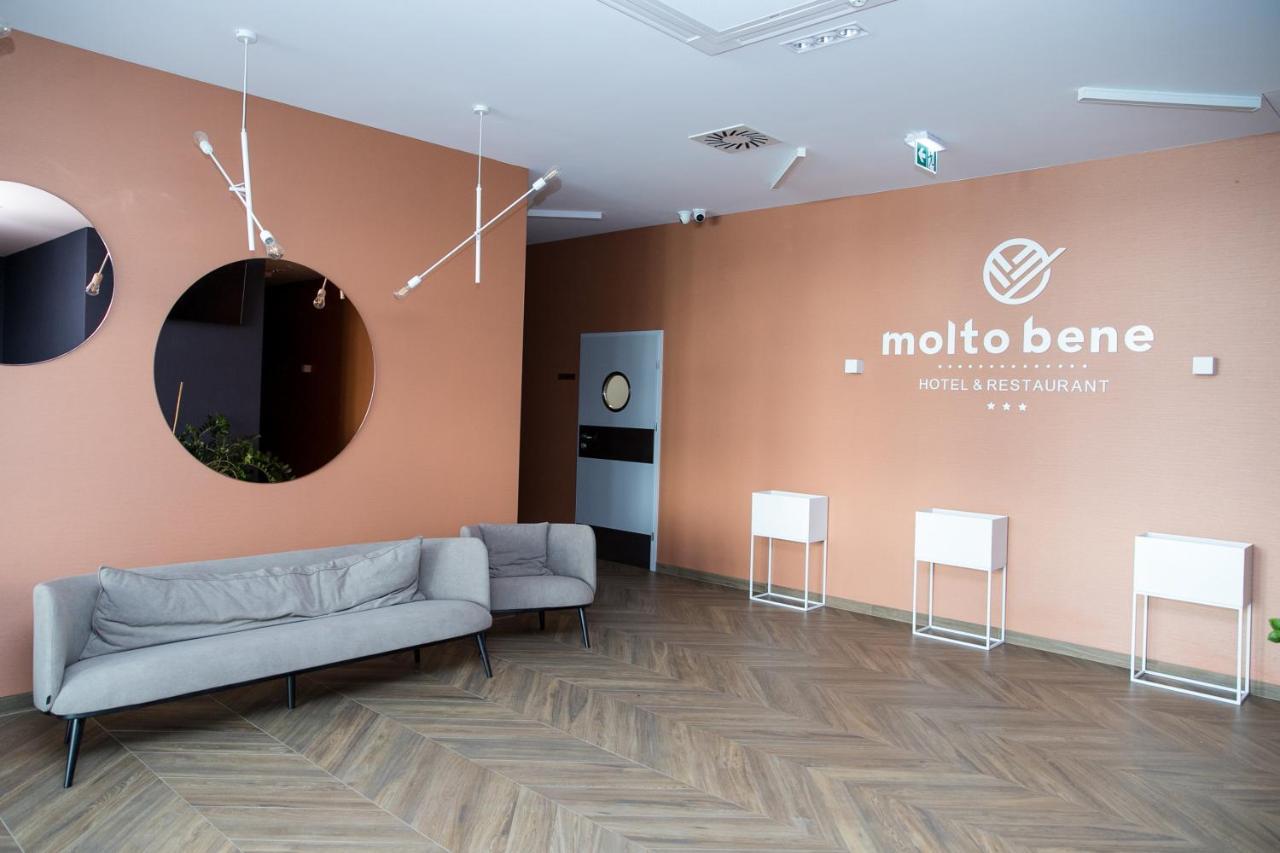 Molto Bene Hotel & Restaurant Skorcz Экстерьер фото